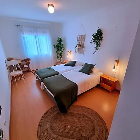 Be Surfhouse Πανσιόν *