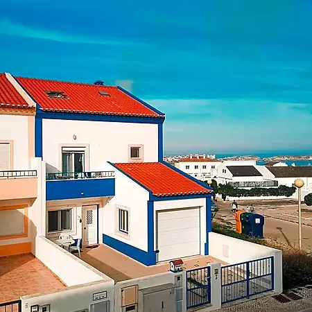 Be Surfhouse Πανσιόν *