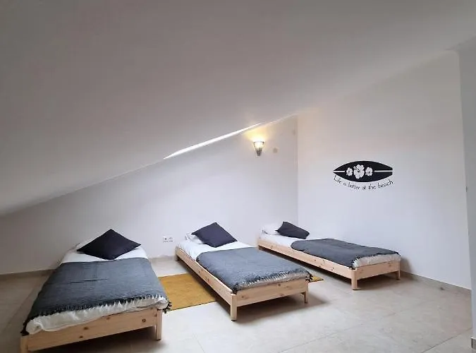 Be Surfhouse * בליאל